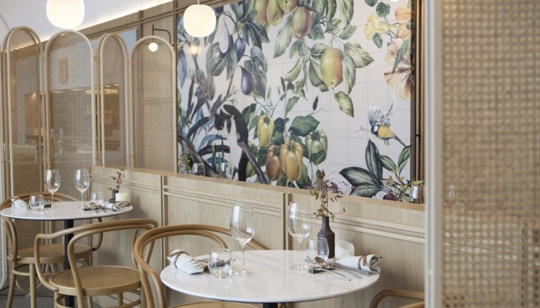 12米高景墙资料下载-酒馆与美食的融合，Oxalis法式融合餐厅~