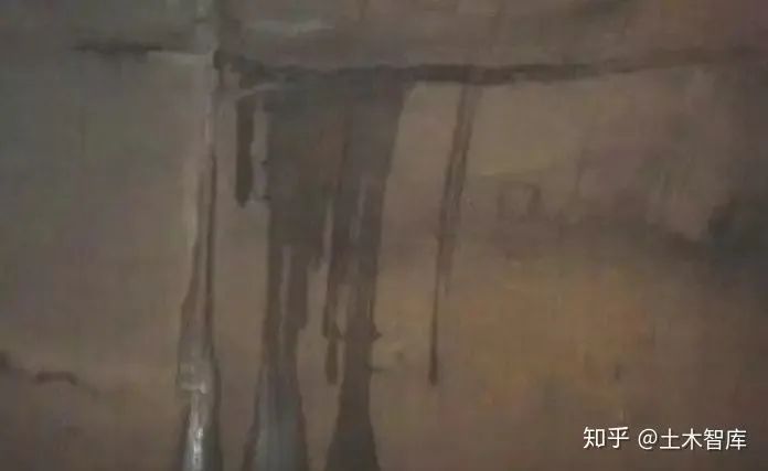 隧道型钢连接资料下载-隧道病害是设计“罪过”还是施工的“罪过”