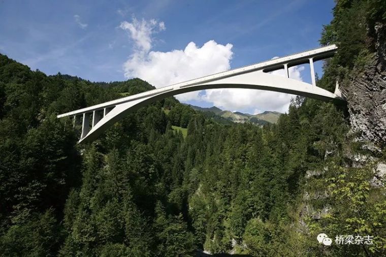 13米桥梁装饰图资料下载-桥梁美的历程