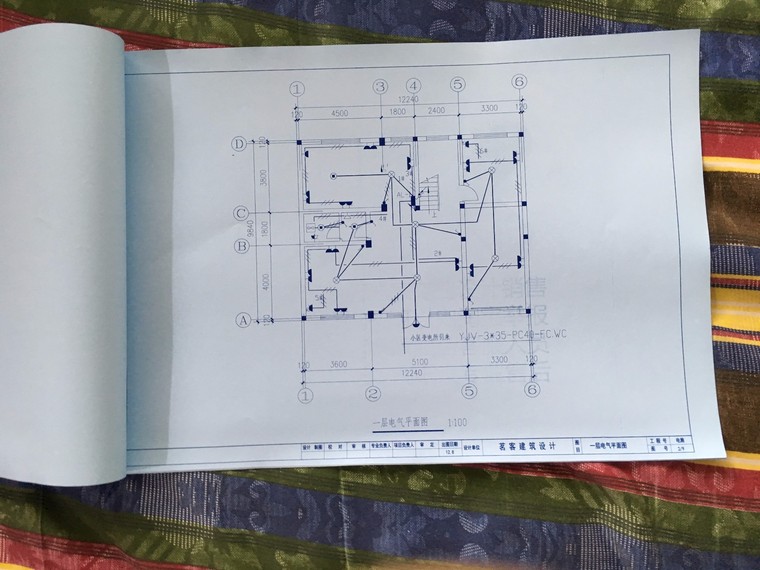 建筑预埋图纸资料下载-如图，建筑电图怎么预埋线管？