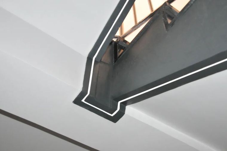 楼梯间滴水线施工效果