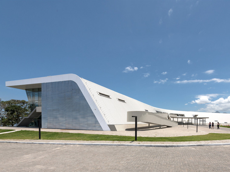 创新中心建筑资料下载-巴西欧莱雅创新中心