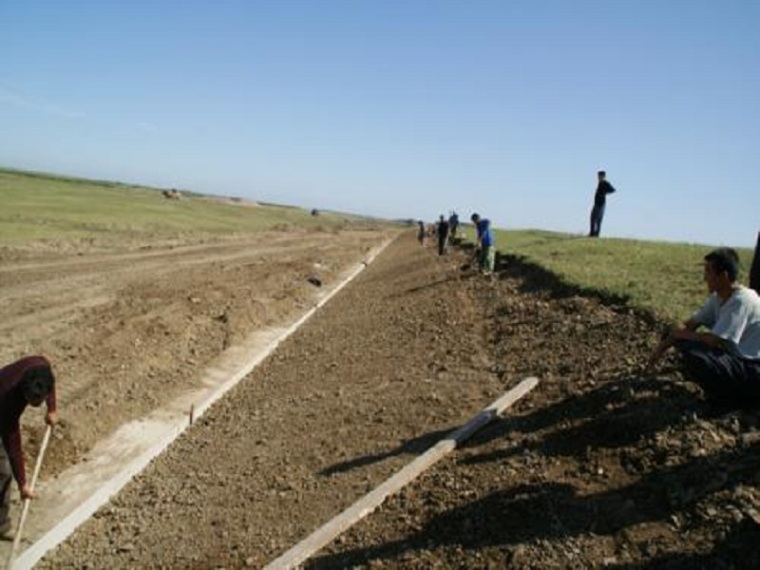 水利维护施工组织设计资料下载-河道疏浚工程砂砾石开挖施工组织设计