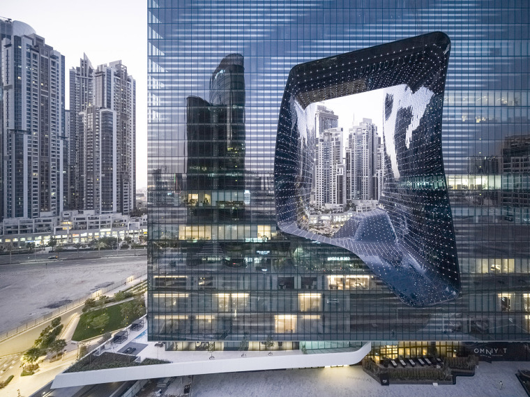 阿联酋Opus综合体中的迪拜ME酒店-001-me-dubai-hotel-at-the-opus-zaha-hadid-architects