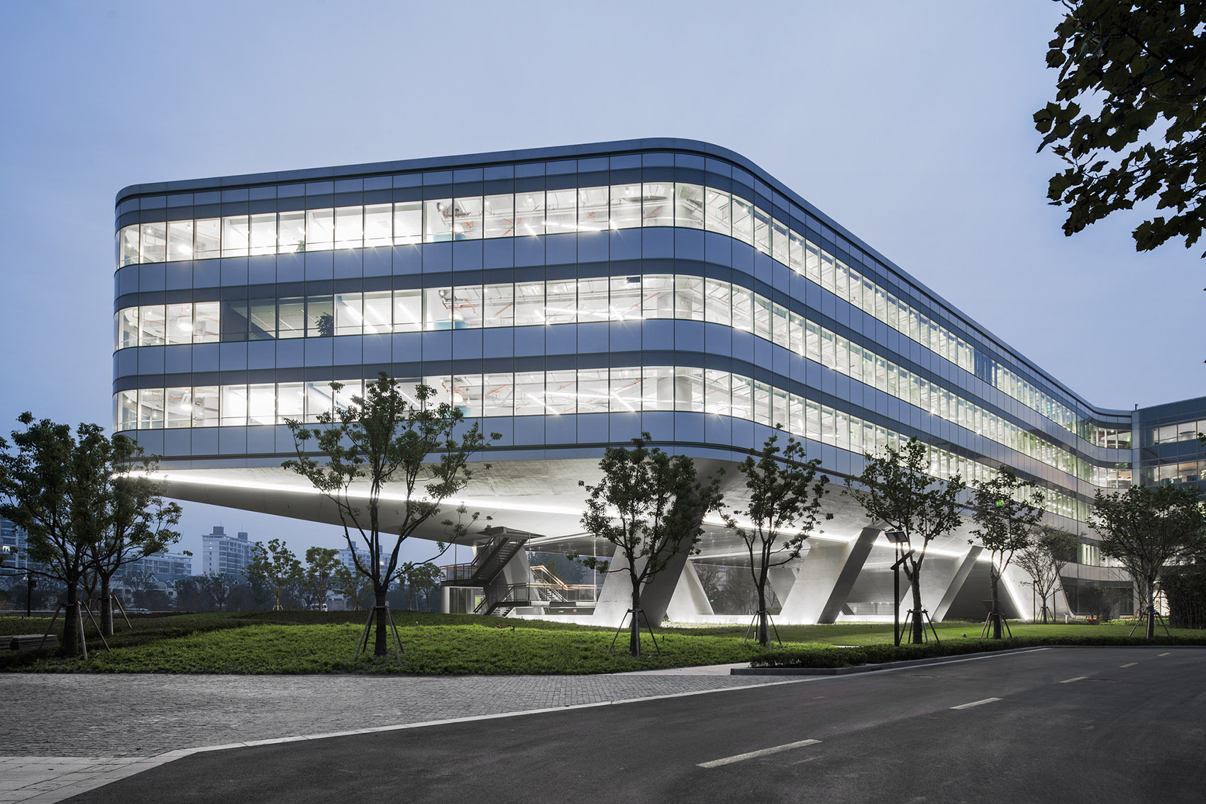 上海江森自控亚太总部大楼-Gensler-办公建筑案例-筑龙建筑设计论坛