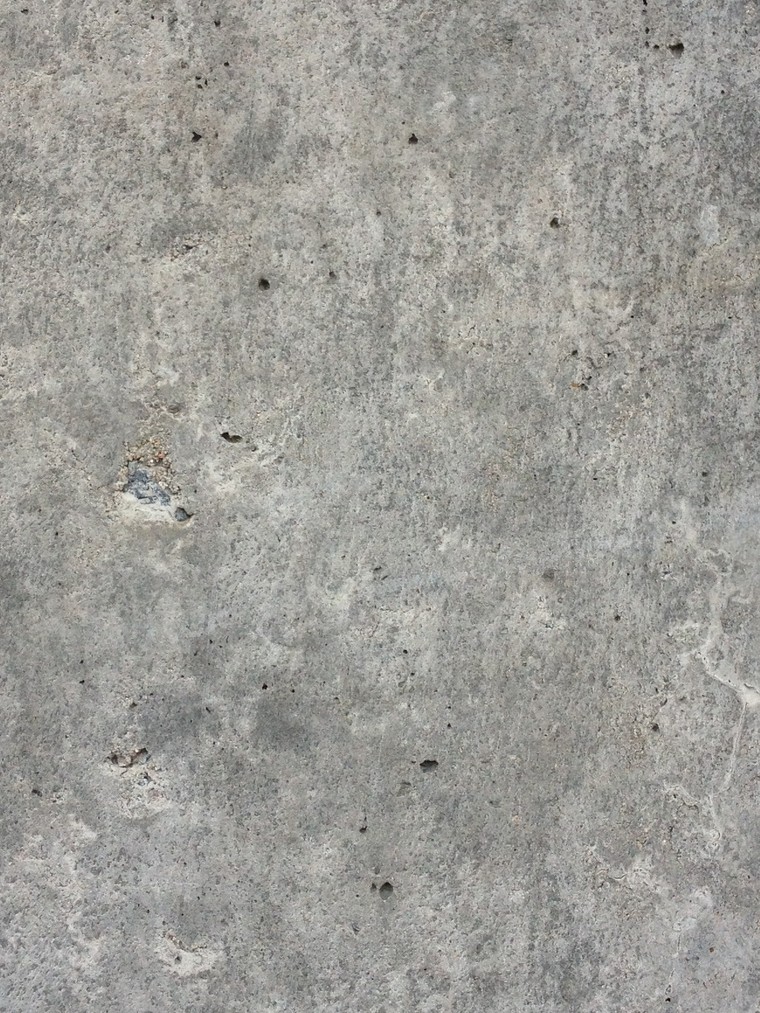 墩柱表面存在大面积气孔,蜂窝,麻面