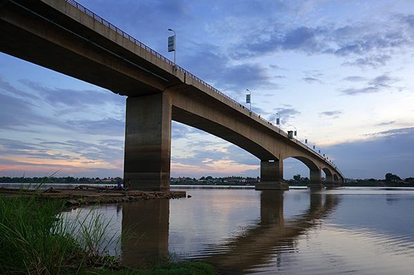 市政桥梁工程质量创优资料下载-桥梁工程质量保证体系（53页）