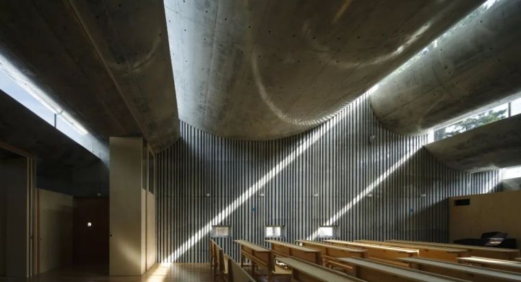 商业建筑与空间资料下载-Takeshi Hosaka丨光与建筑空间的精神构筑