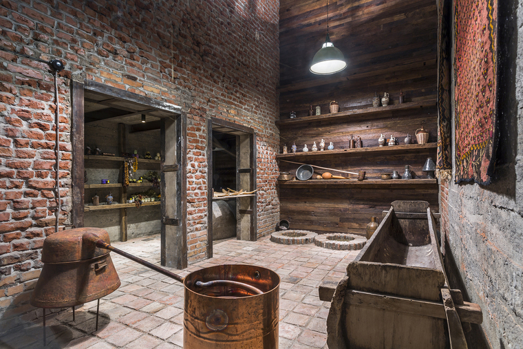 比利斯酿酒厂酒窖