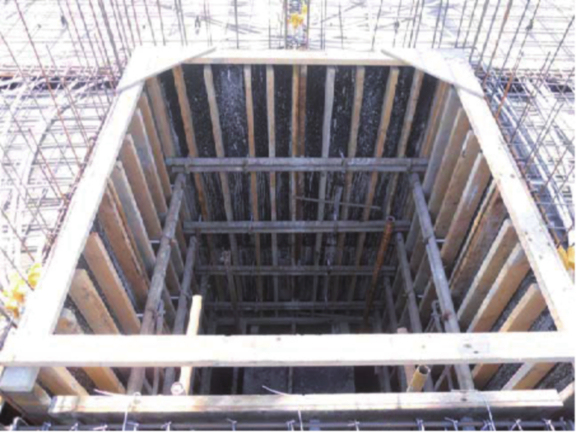 电梯井筒模架资料下载-多层住宅楼工程主体结构工程施工方案