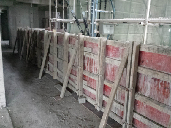 地下结构穿插资料下载-建筑结构施工爬架外墙砌体穿插施工工艺