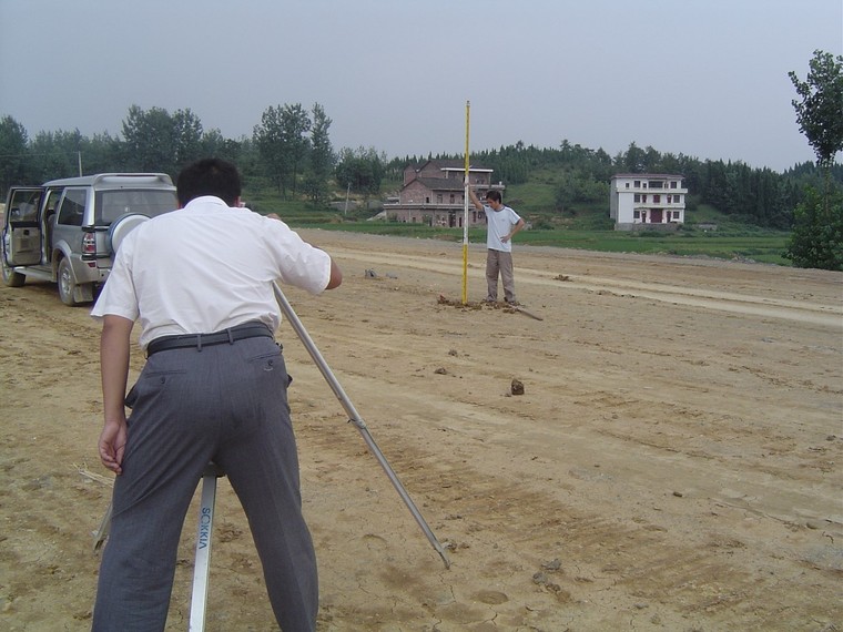 高速公路路基沉降与稳定观测报告