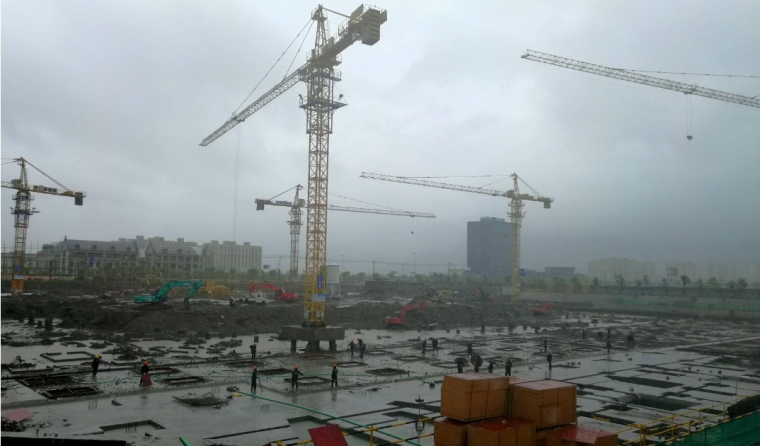 幕墙施工现场加工流程资料下载-雷雨季施工现场检查工作要点