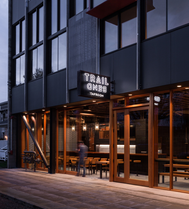 美国克洛茨基大楼-Trailbend_Taproom_HK_001