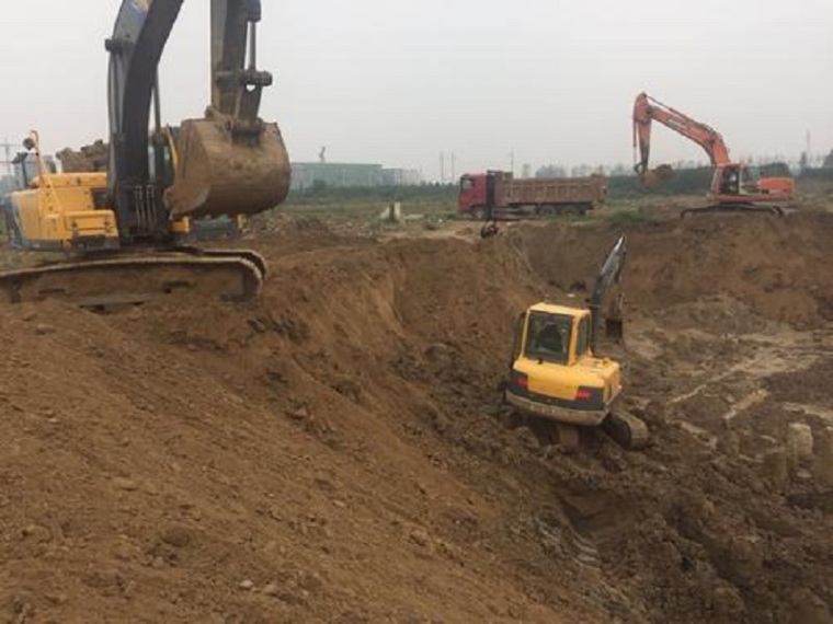 基坑混凝土回填方案资料下载-厂房土方开挖与基坑支护方案