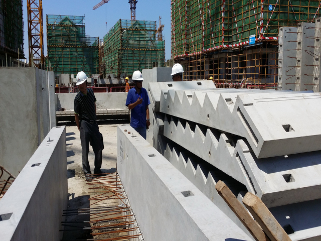 目录: 1.预制构件的生产和运输 2.结构安装 3.钢筋套筒灌浆连接 4.