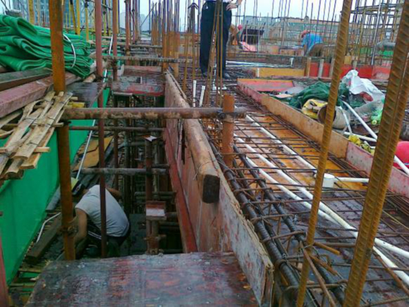 建筑工程现场模板工程现场常见问题-主体结构-筑龙建筑施工论坛