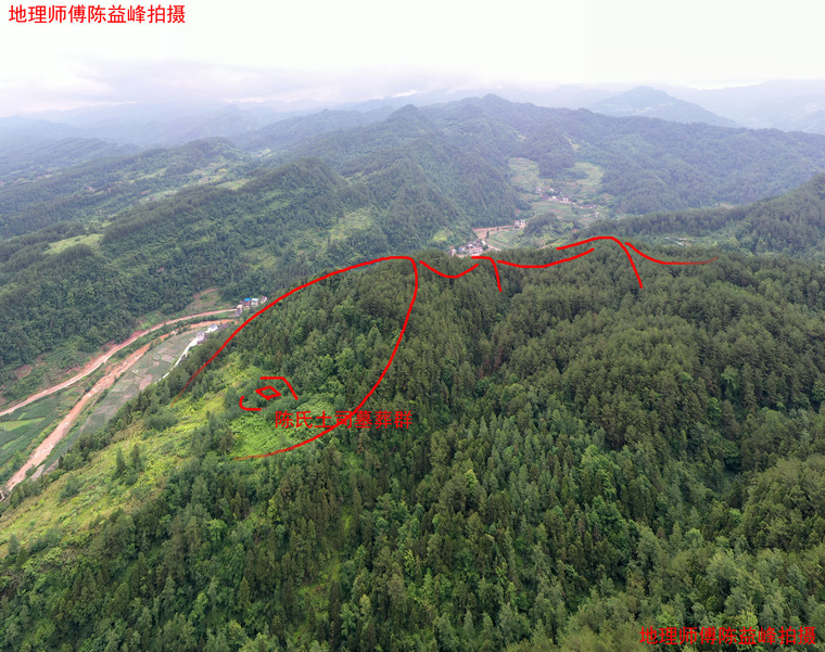 cad云纹图案资料下载-陈益峰：黄狗打盹，石柱陈氏土司王陵墓葬群