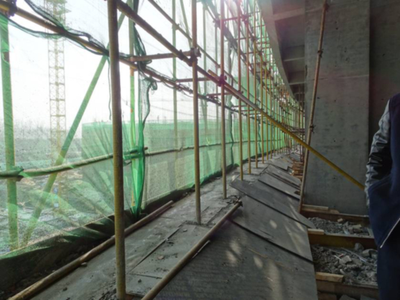 建筑工程钢管脚手架与模板工程安全管理