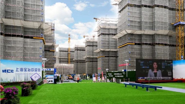 上海建筑工程全套安全资料下载-建筑工程“质量安全双观摩”！这工地如何？