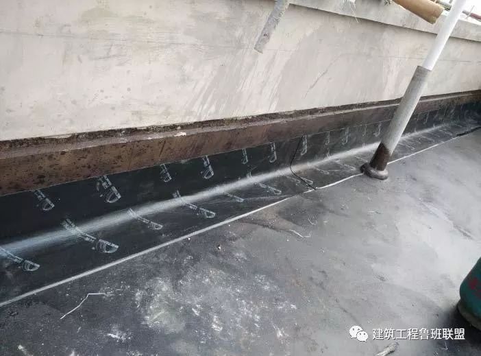 屋面防水工程怎么做_12套防水工程技术交底_21