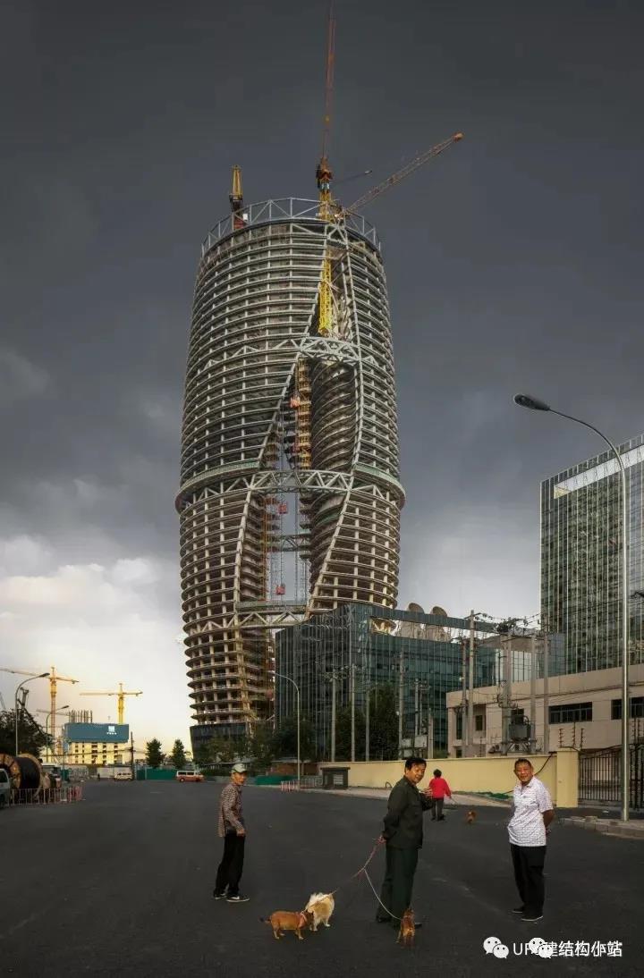 超高层建筑的纽带—连体结构