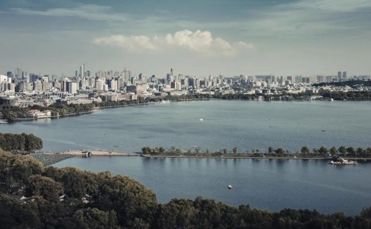 未来社区空间布局与建筑场景资料下载-街区转角设计——解决策略（布局+立面）