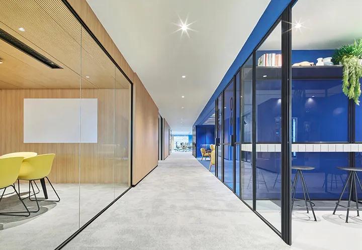 有创意的建筑资料下载-有创意的办公室走廊如何设计