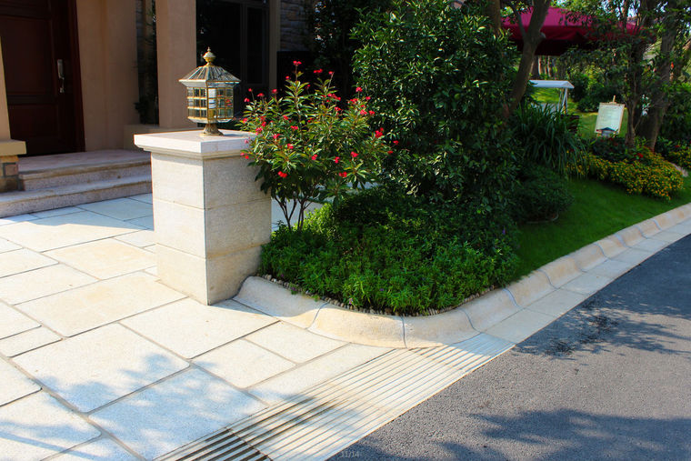 知名地产标准化-路侧石详图设计(含图片)-园林景观节点详图-筑龙园林