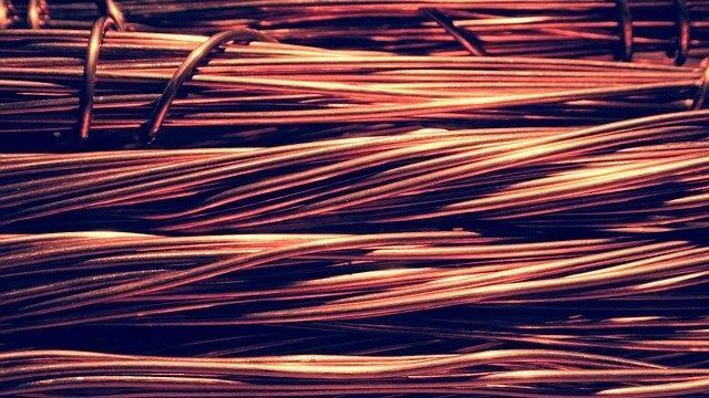 2020年电缆行业资料下载-电线电缆铜丝发黑，原因竟然是这些...