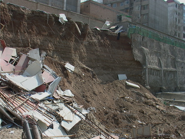 房屋建筑工程-事故案例与经验教训-建筑安全文明-筑龙建筑施工论坛