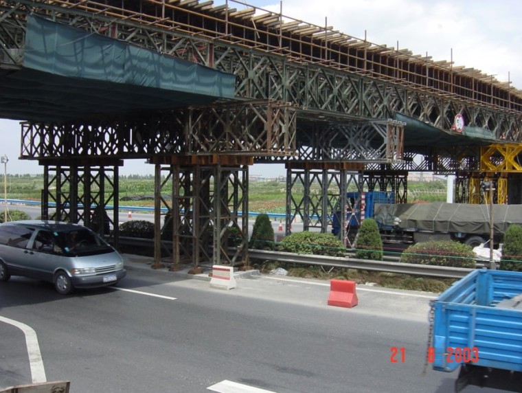 支架坍塌安全管理措施资料下载-桥梁支架施工安全项目管理措施及设计计算
