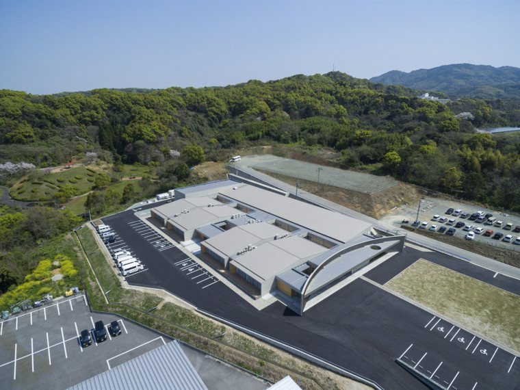 芯片车间施工方案资料下载-[河南]综合车间工程雨季施工方案