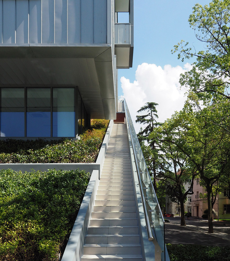 上海理工大学国际合作教育大楼-16-international-cooperative-education-building-of-university-of-shanghai-for-science-and-technology-china-by-le-architects