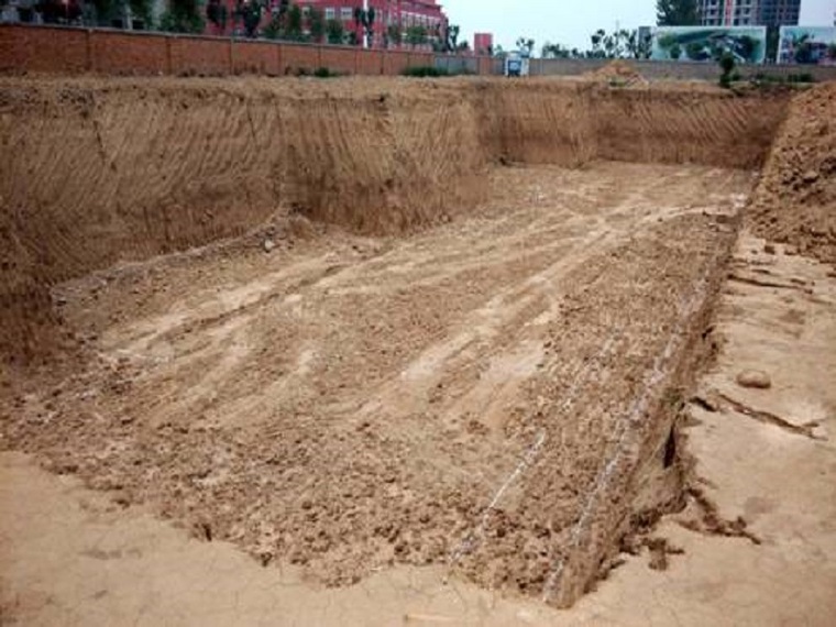 建筑地基开挖围护交底资料下载-高层建筑基坑开挖围护施工方案