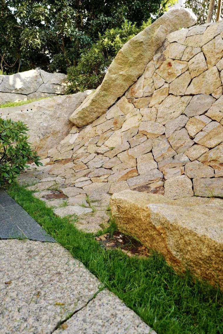 [分享]满园子石头,满园子景观