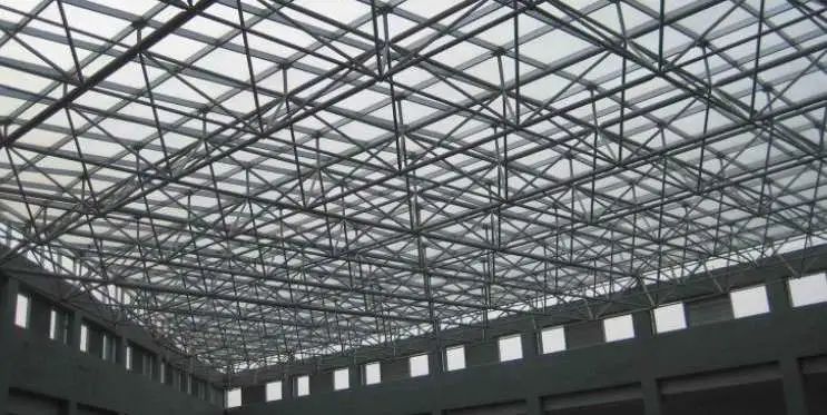 交叉桁架体系网架