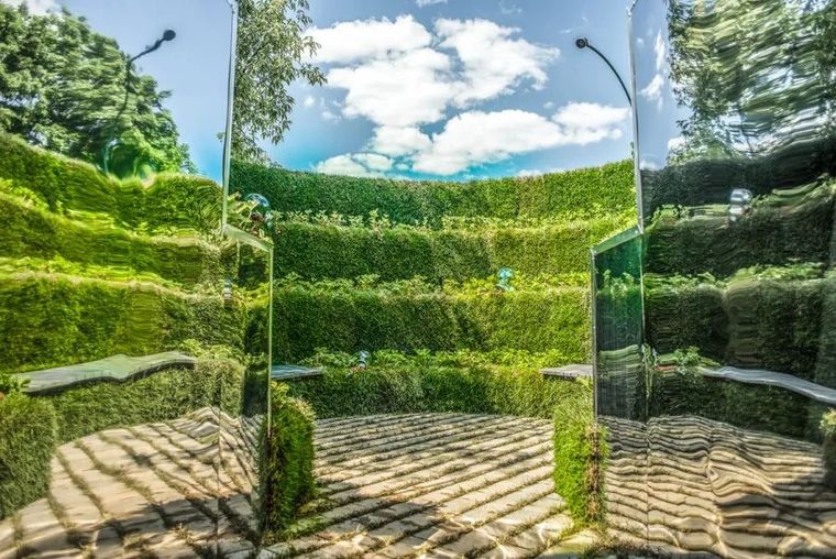 [分享]镜子在景观设计中的应用!