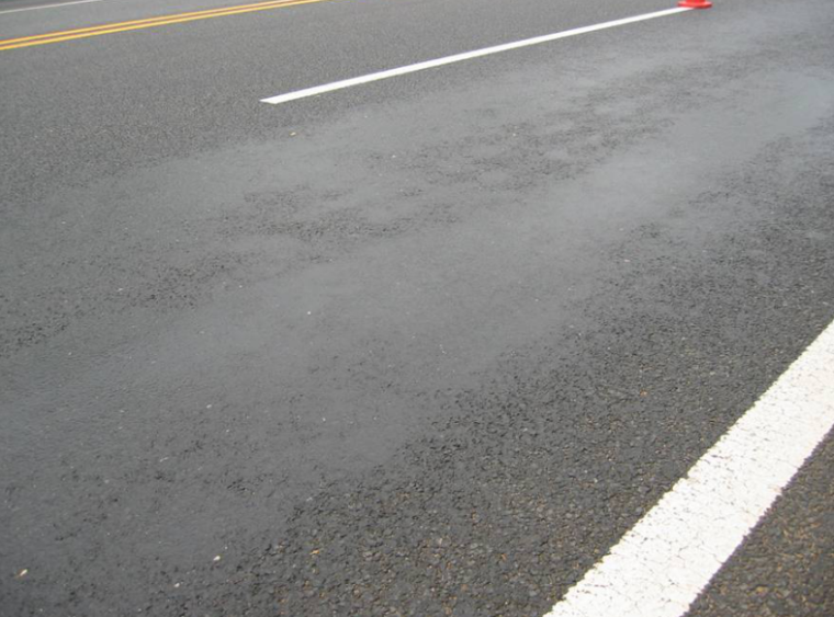云南省高速公路路面施工资料下载-高速公路沥青路面施工质量控制(87页)