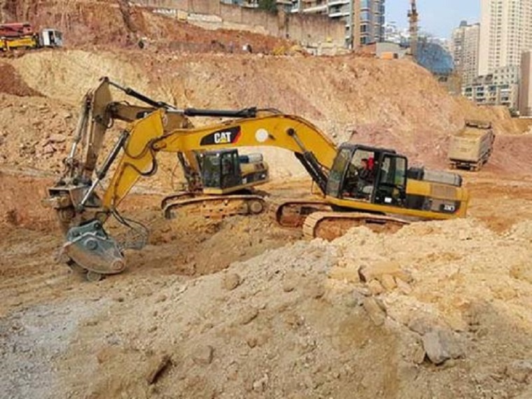 土方开挖机械规范资料下载-小区土方工程机械开挖施工方案