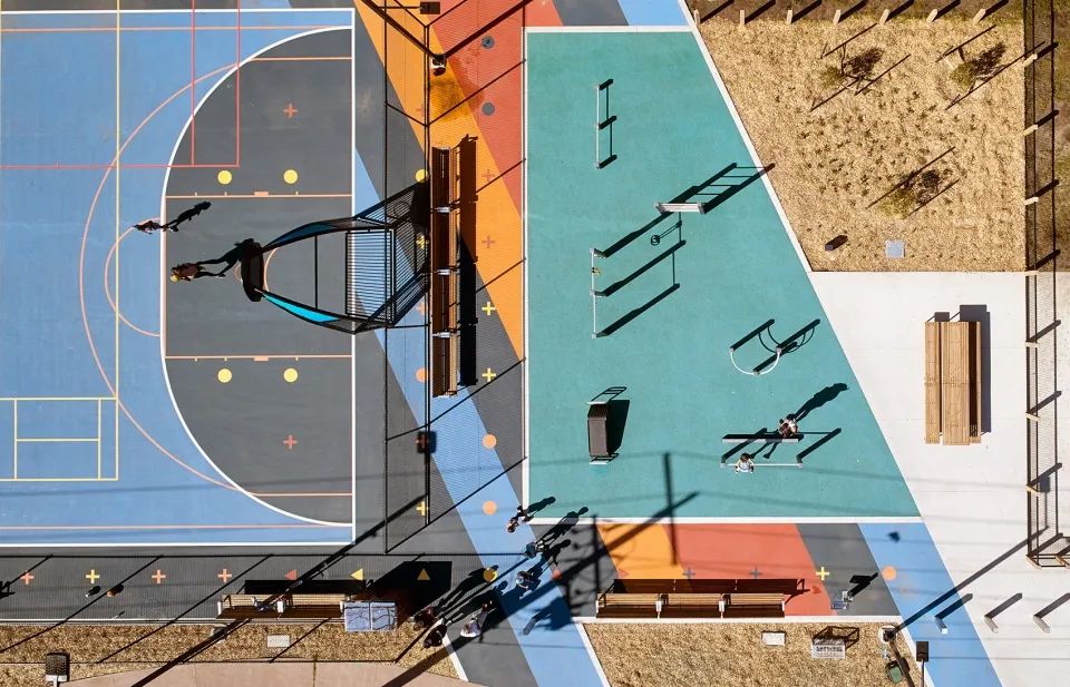 [分享]篮球场这样设计,超飒!