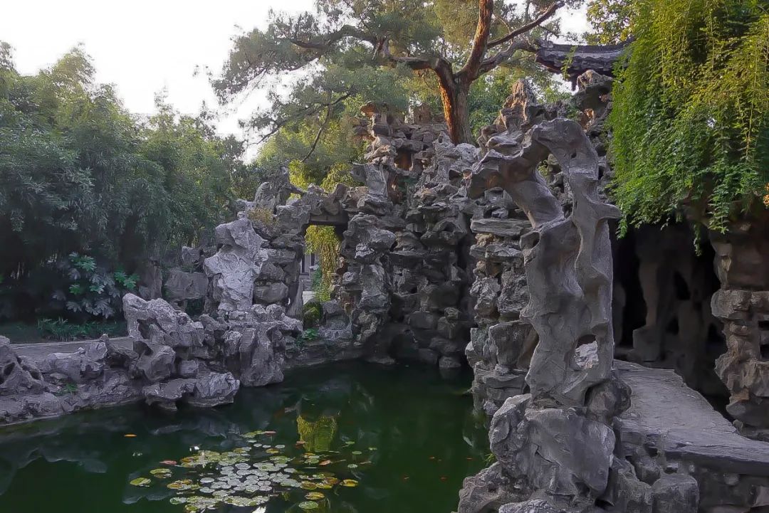 扬州个园  夏山 摄/陈三岁   河流