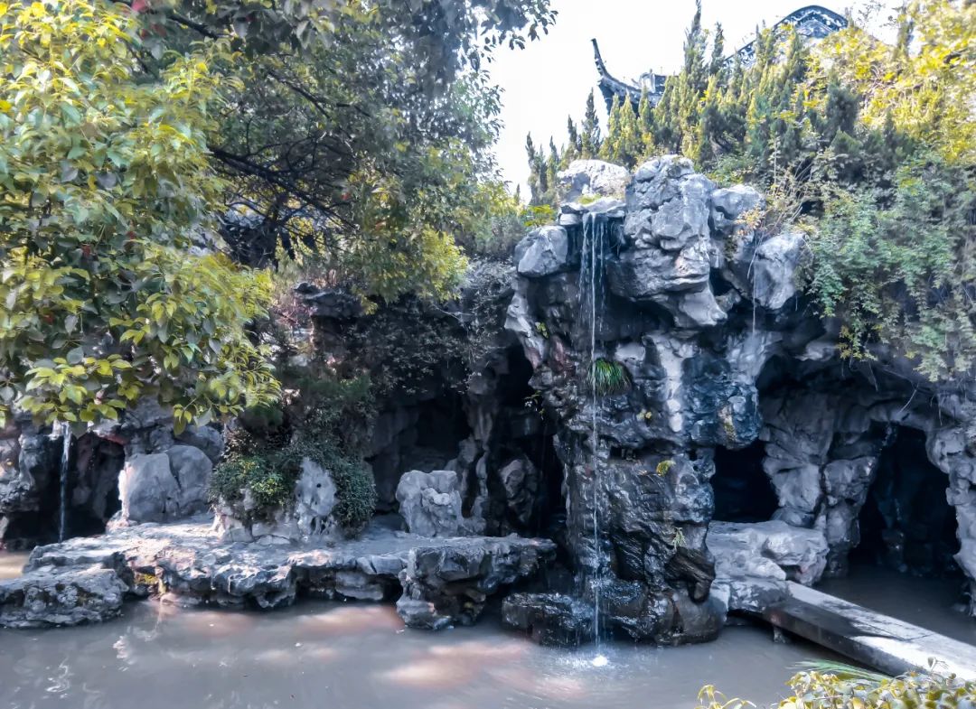 扬州卷石洞天图片