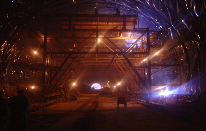 隧道开挖首件施工总结资料下载-特殊地质地段之黄土隧道开挖施工技术