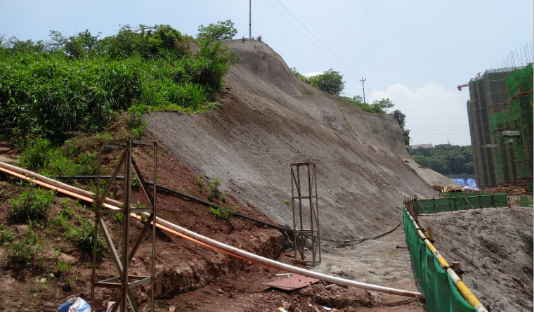 [重庆]隧道工程地质详细勘察报告(图表丰富)-挖方路基左侧边坡现状