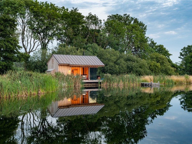 英国湖边小屋