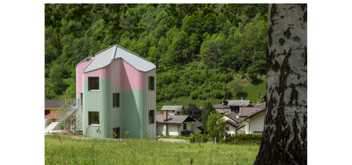 精彩PPT展示：建筑与艺术，讲师介绍：达维斯.马库洛，瑞士知名建筑师，此次讲座将以“Rossa实验室”为例，讲述建筑与艺术的关系