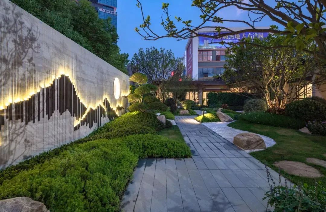 [分享]这样的景墙,不错呦!