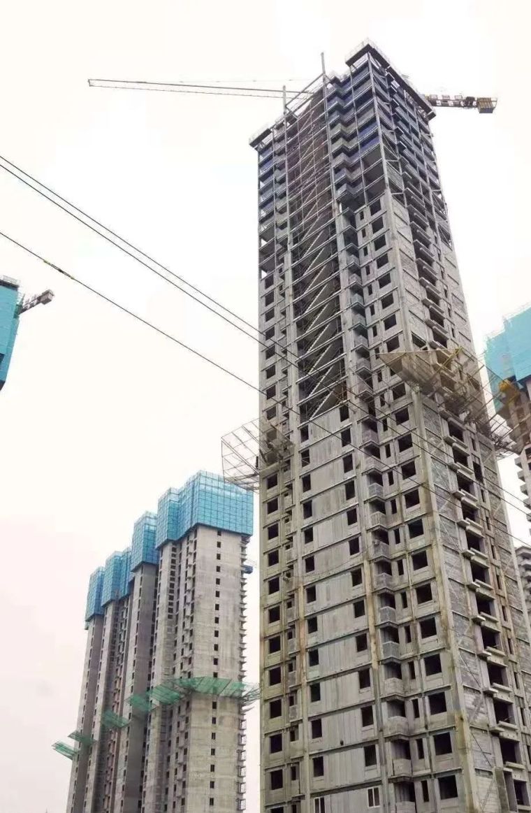 60米长建筑资料下载-山西首个百米装配式钢结构高层住宅封顶！
