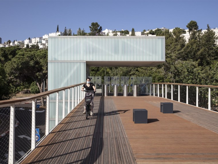 社区大门入口资料下载-以色列柏林理工学院的大门景观